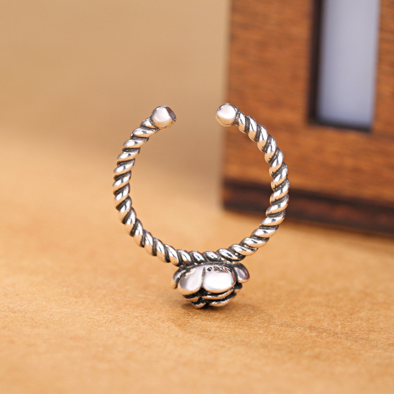 New Retro Black Rose Ring Men And Women Creative Trend Fashion Opening Adjustment Ring Jewelry Accessories