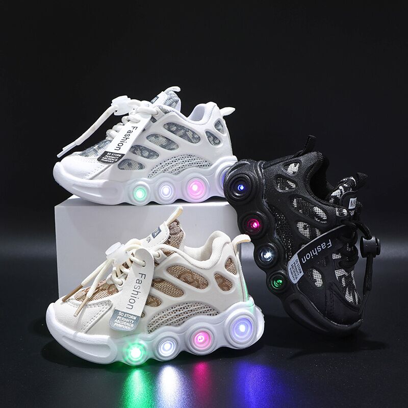 Children's casual sports shoes LED light shoes webbing mesh breathable luminous shoes for children 1-6 years old