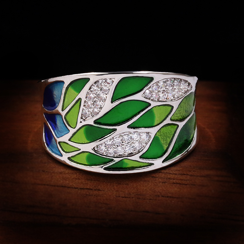Elegant Bohemian Style Green Leaf Enamel Ladies Ring Zircon Inlaid Wedding Ring Fashion Jewelry Flower Ring for Women