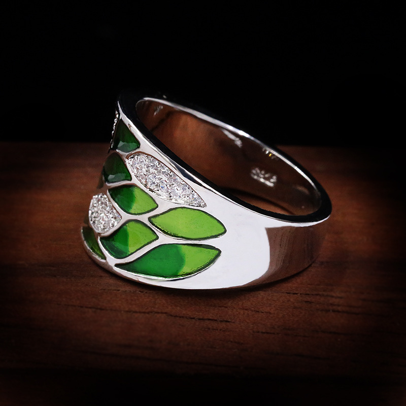 Elegant Bohemian Style Green Leaf Enamel Ladies Ring Zircon Inlaid Wedding Ring Fashion Jewelry Flower Ring for Women