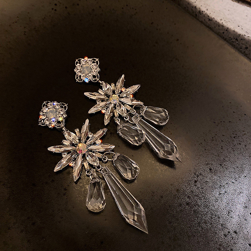 Clear Snowflake Crystal Earrings for Women Bijoux Oversize Water Drop Dangle Earrings Statement Jewelry
