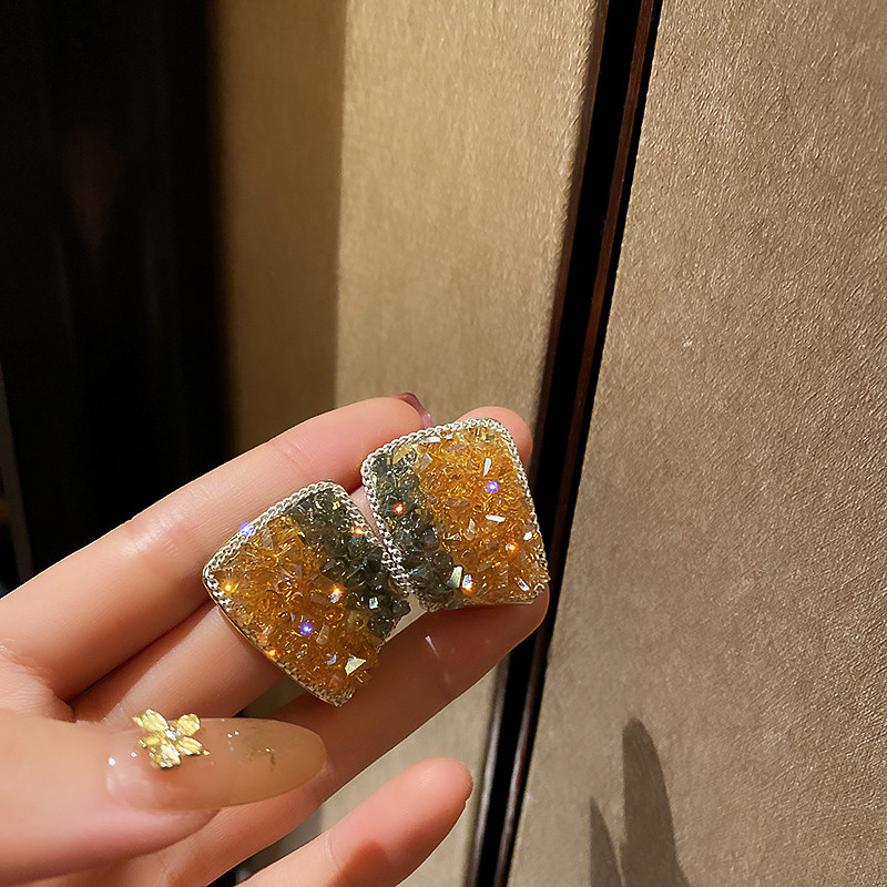 Semicircle Crystal Stud Earrings for Women Geometric Rhinestone Earrings Weddings Party Jewelry