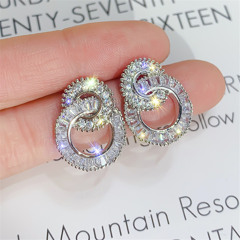 Shiny Zircon Stud Earrings for Women 2019 Bijoux Silver Color Small Circle Crystal Earrings Statement Jewelry Party Gifts