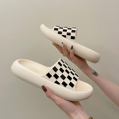 Summer Women Men Thick Platform Slippers Soft Checkerboard Non-Slip Indoor Outdoor Sandals Neutral Flat Flip flops Ladies Shoes