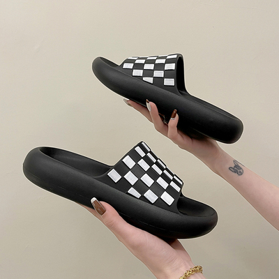 Summer Women Men Thick Platform Slippers Soft Checkerboard Non-Slip Indoor Outdoor Sandals Neutral Flat Flip flops Ladies Shoes