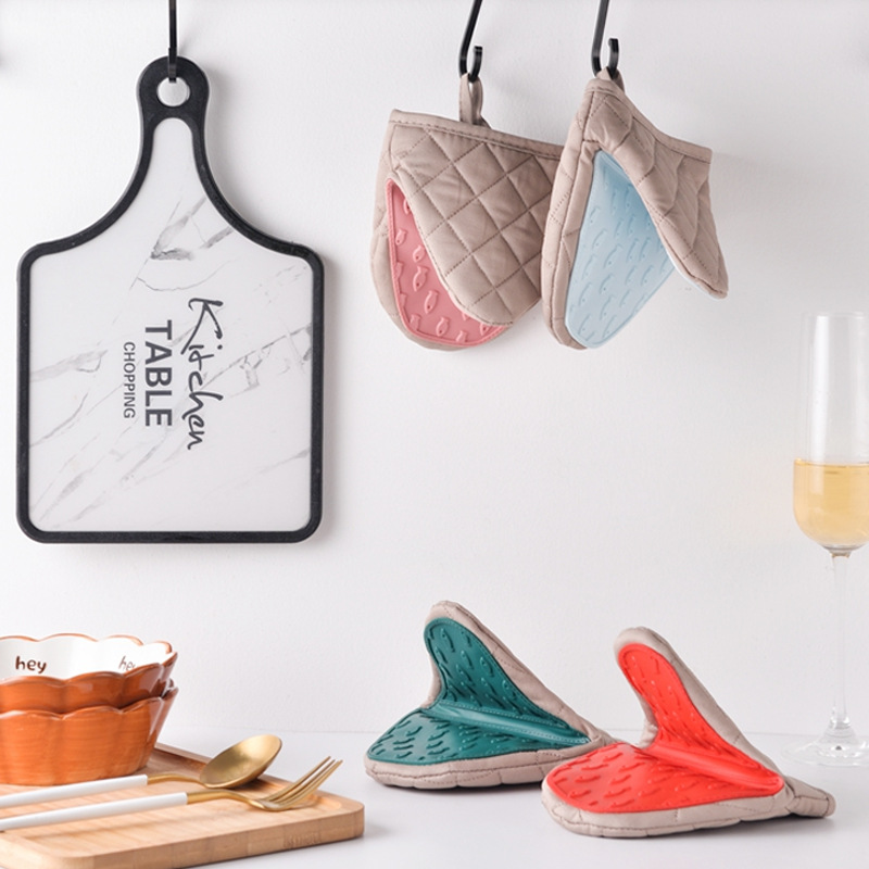 One Piece Silicone Anti-scalding Oven Gloves Mitts Kitchen Silicone Gloves Tray Dish Bowl Holder Baking Insulation Hand Clip
