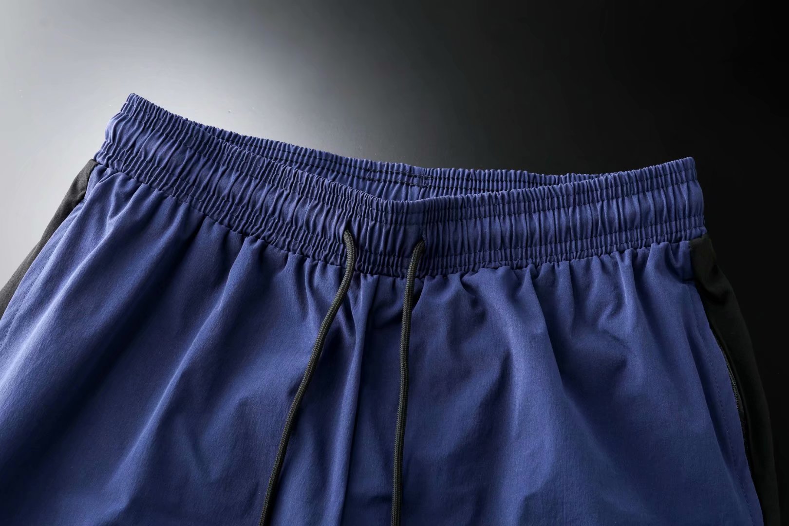 Mens Fitness Running Shorts Men Sport Shorts Breathable Quick Drying Training Gym Sport Shorts Joggers Zip pocket Shorts