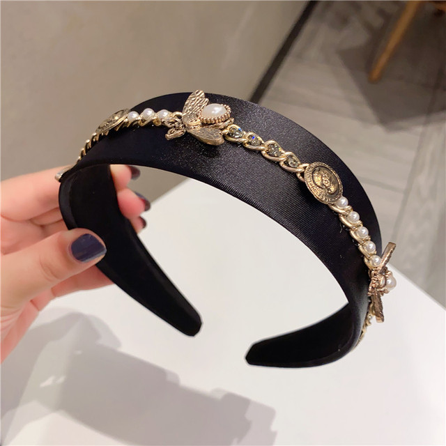 Vintage Luxury Pearl Gem Bee Alloy Wide Headband Full Pearl Metal Badge Headwear Hair Accessories Crown Baroque Flower Hairbands