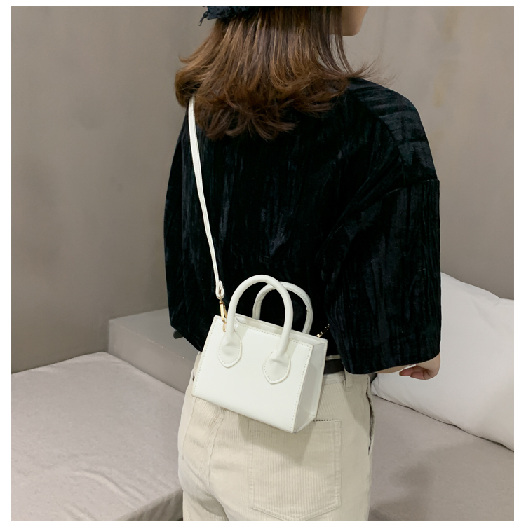 Women Shoulder Bag Small Handbags and Purses Designer Crossbody Bags for Women Flap Mini Tote