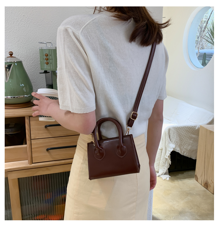 Women Shoulder Bag Small Handbags and Purses Designer Crossbody Bags for Women Flap Mini Tote