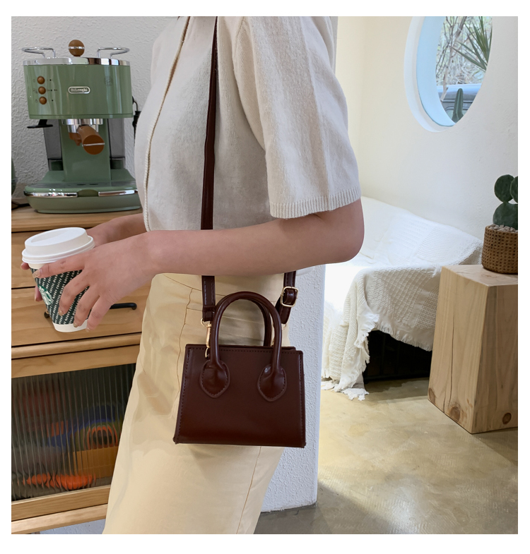 Women Shoulder Bag Small Handbags and Purses Designer Crossbody Bags for Women Flap Mini Tote