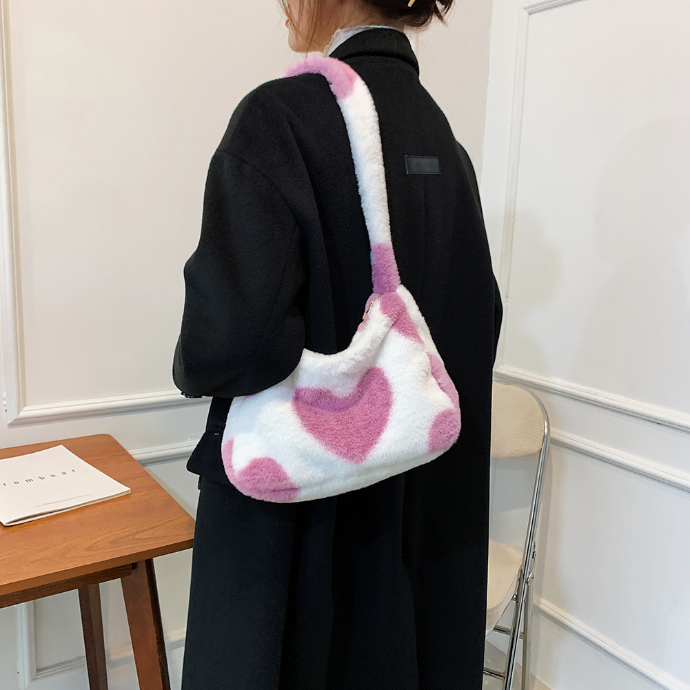 Women Designer Love Heart Print Shoulder Bags Winter Soft Plush Crossbody Female Warm Fluffy Underarm Bags Small Travel Bag