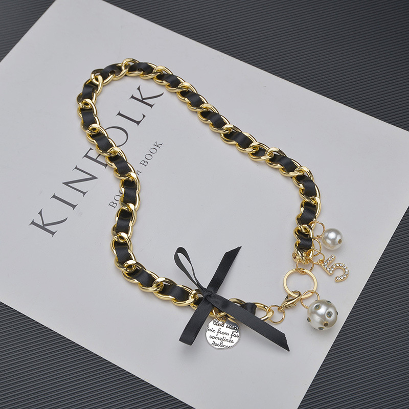Chain Pearl Number 5 Necklace Leather Braid Luxury Jewelry Bow Knot Pendant Women Sweater Gift Fashion Accessories Wholesale