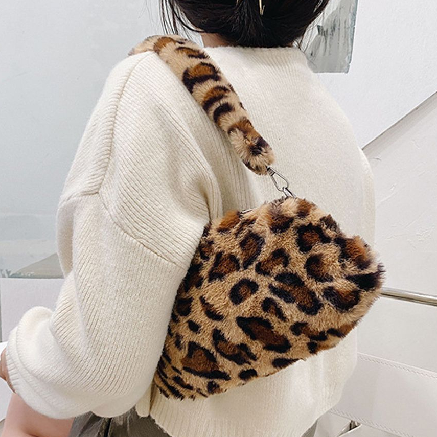 Fashion Women's Bag Trend Baguette Bag Plush Animal Print Shopper Purses Female Handbag Shoulder Underarm Bag Gifts