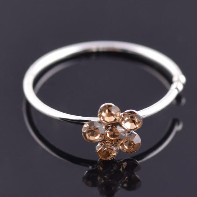 2Pcs Small Thin Rhinestone Crystals Flower Fake Septum Piercing Nose Rings & Studs Faux Clip Nose Hoop Body Jewelry