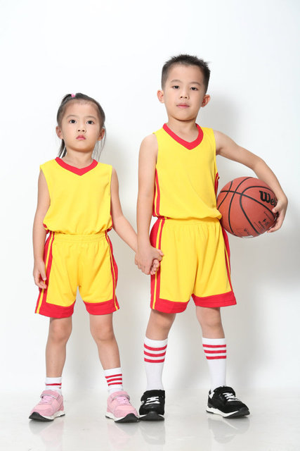 Kids Basketball Jersey Sets Uniforms Kits Child Boys Girls Sports Clothing Breathable Youth Training Throwback Jerseys Shorts
