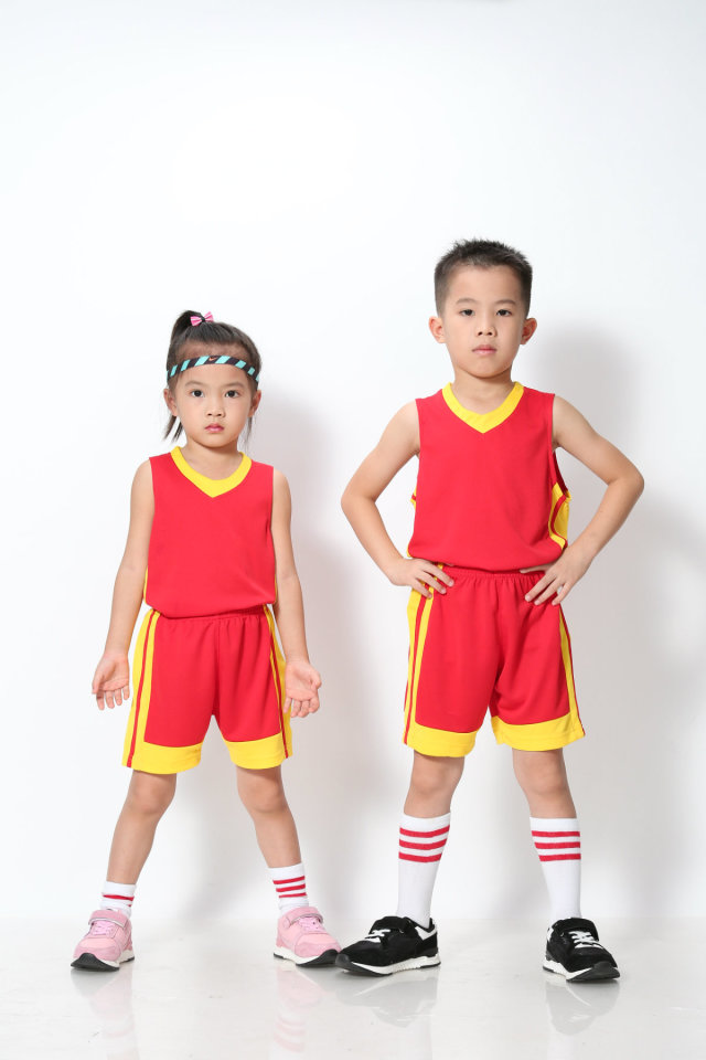 Kids Basketball Jersey Sets Uniforms Kits Child Boys Girls Sports Clothing Breathable Youth Training Throwback Jerseys Shorts
