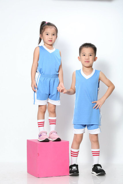 Kids Basketball Jersey Sets Uniforms Kits Child Boys Girls Sports Clothing Breathable Youth Training Throwback Jerseys Shorts