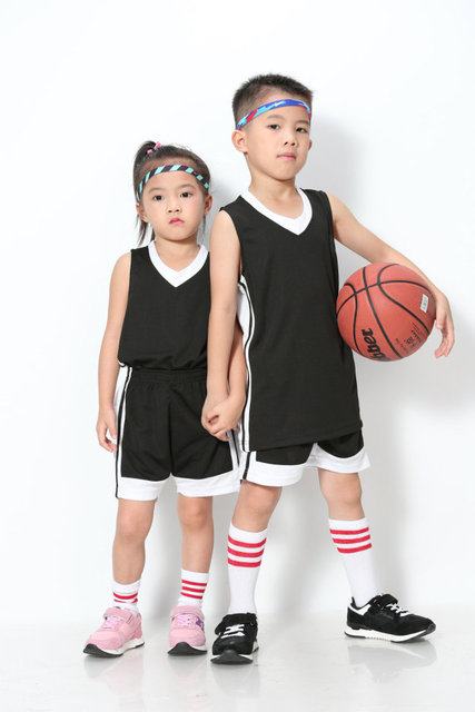 Kids Basketball Jersey Sets Uniforms Kits Child Boys Girls Sports Clothing Breathable Youth Training Throwback Jerseys Shorts
