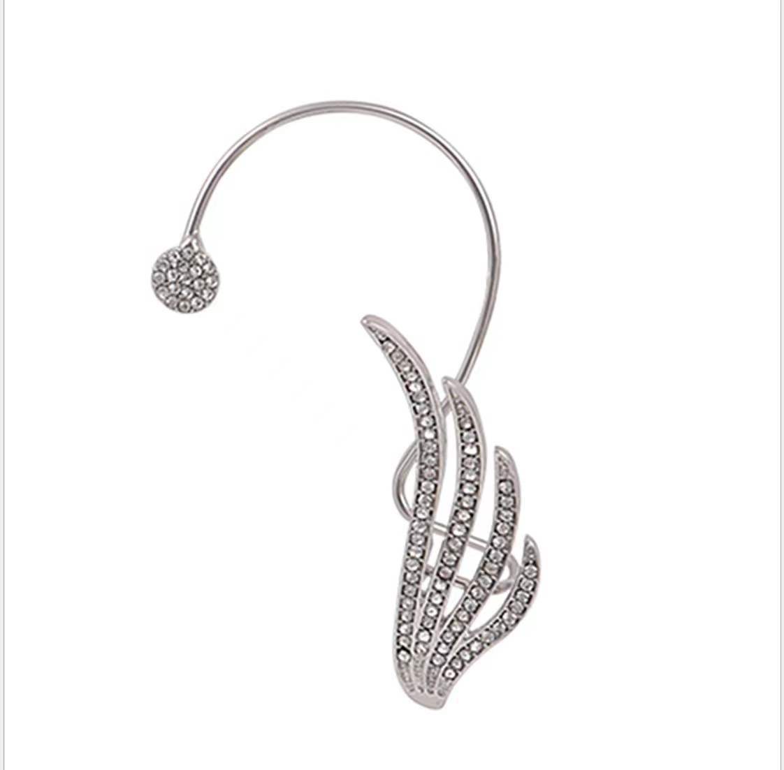 Flash drill wing ear clip no ear hole female simple cold wind ear hook advanced sense ear bone clip earrings