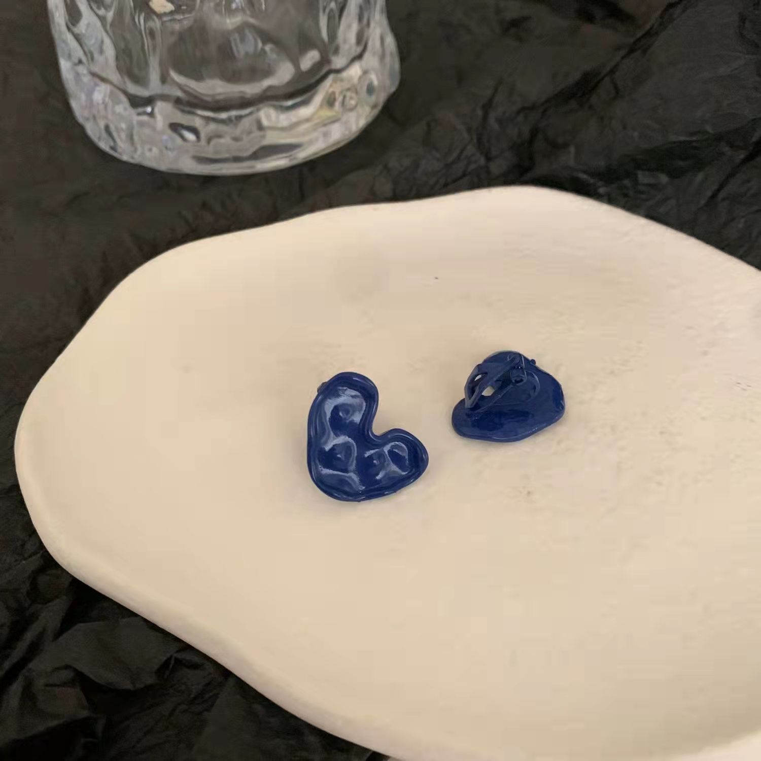 S925 silver needle punk hip hop small earrings simple Klein Blue Earrings female love retro Pierced Earrings 2pair