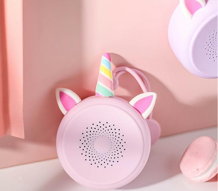 New Unicorn Speakers with Small Suction Cup Waterproof BT Speakers with Outdoor Bathroom Sports Suction Cup Mini Speakers Q11