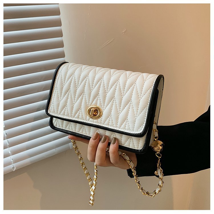 Chain fashion simple texture small square bag net red foreign style single shoulder messenger bag Handbags