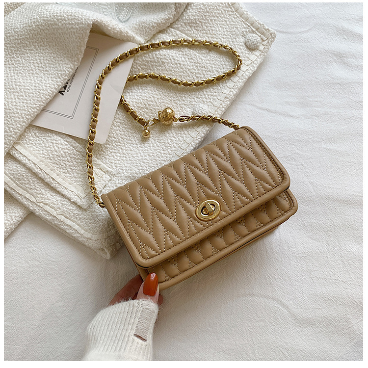 Chain fashion simple texture small square bag net red foreign style single shoulder messenger bag Handbags