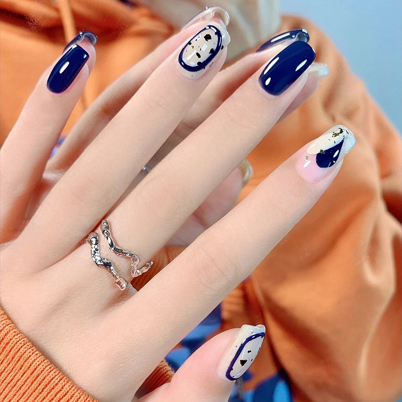 Blue and white love wearing short quail egg pattern nail paste finished removable nail piece nail art