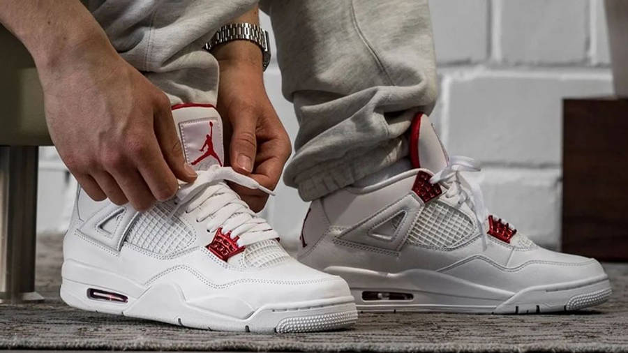 AIR JORDAN 4 METALLIC RED FASHION SNEAKERS