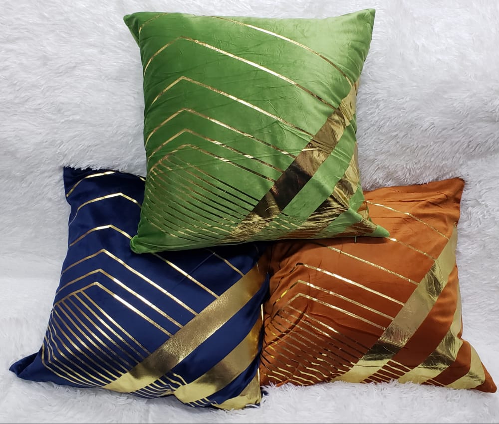 Mixed colours throw/sofa set pillows covers
