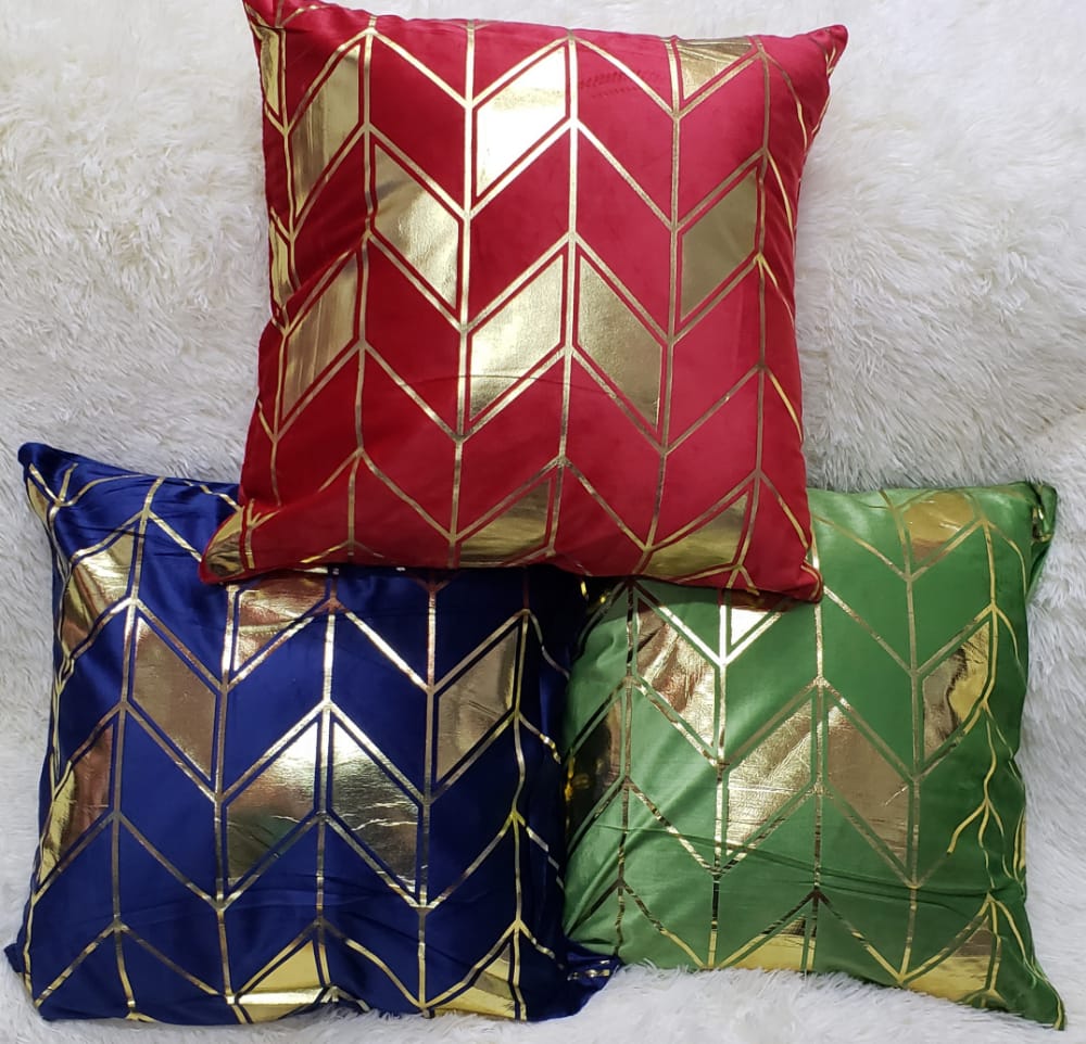 Mixed colours throw/sofa set pillows covers