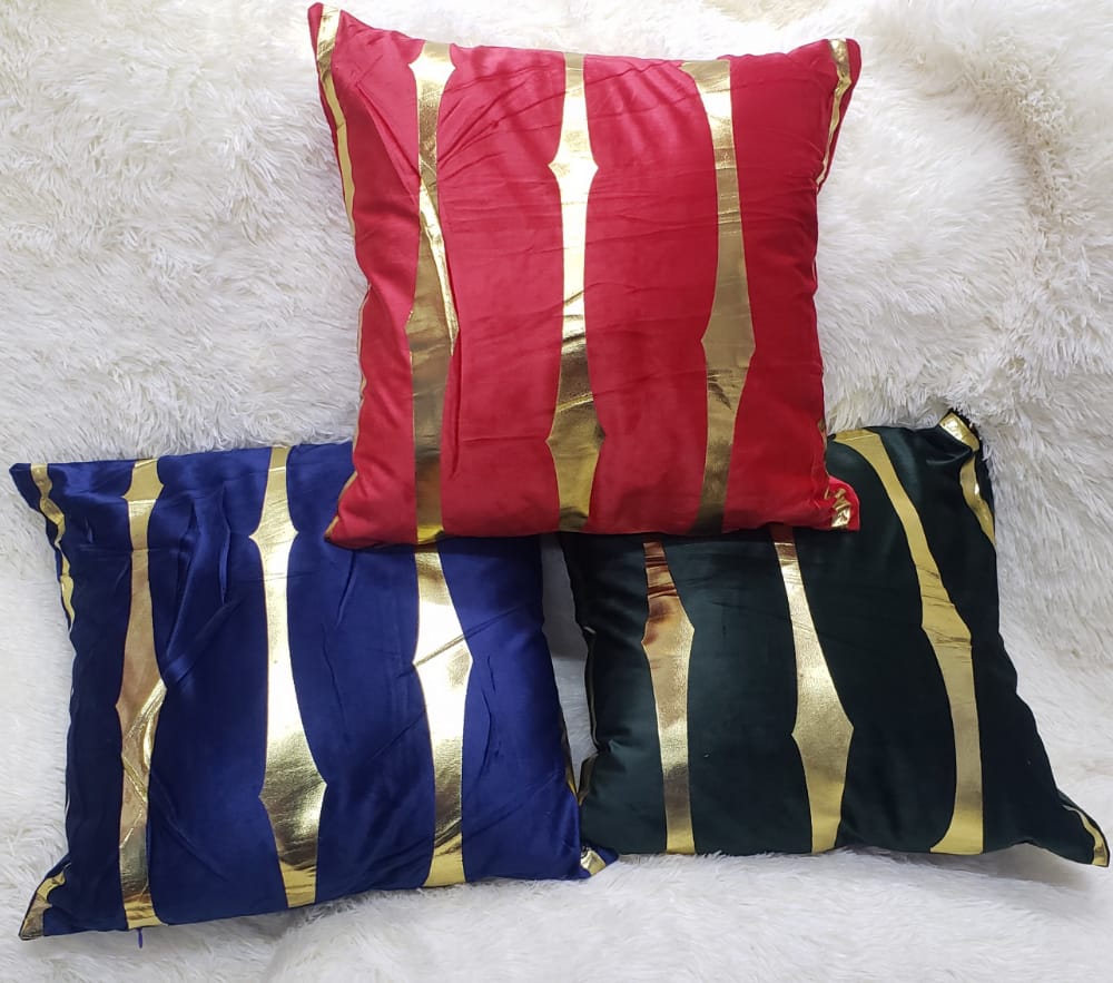 Mixed colours throw/sofa set pillows covers