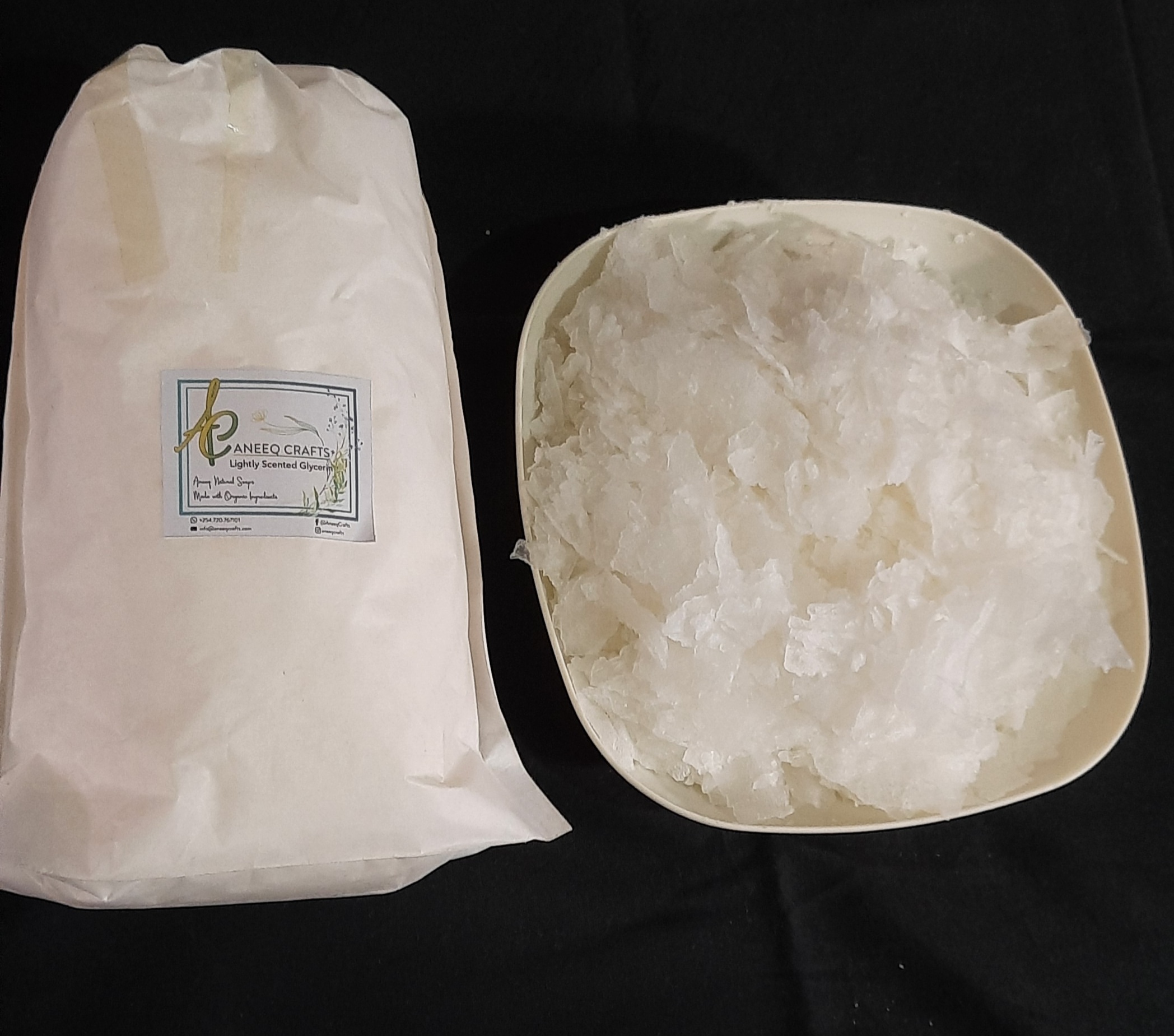 Aneeq Natural Glycerin Melt and Pour Soap Base Flakes