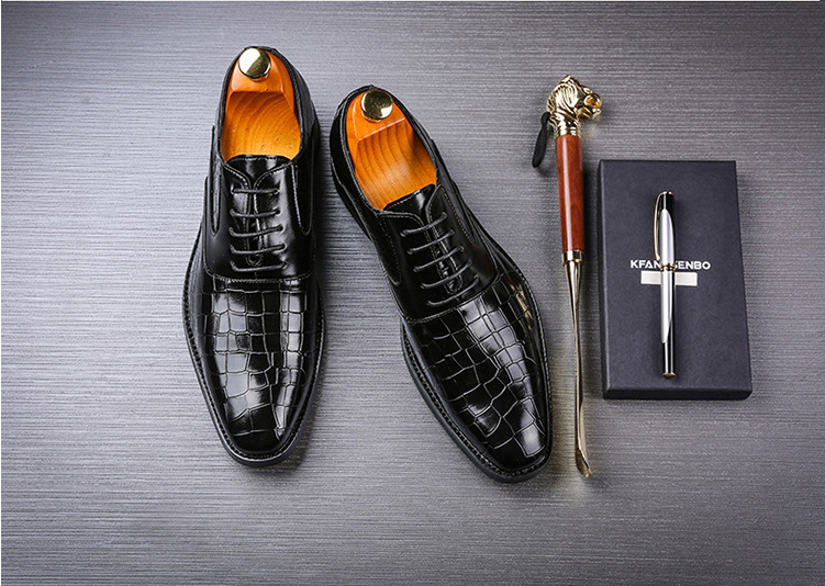 Luxury Fashion Groom Wedding Shoes Men Oxford Shoes Big Size 48 Men Dress Shoes Shadow Patent Leather