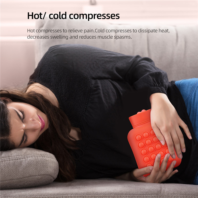Rubber Hot Water Bottle Bag with Hot and Cold Compress for Cramps Pain Relief Arthritis Aches Pains 500ml bubble pop design warm up and relieve anxiety and stress at the same time