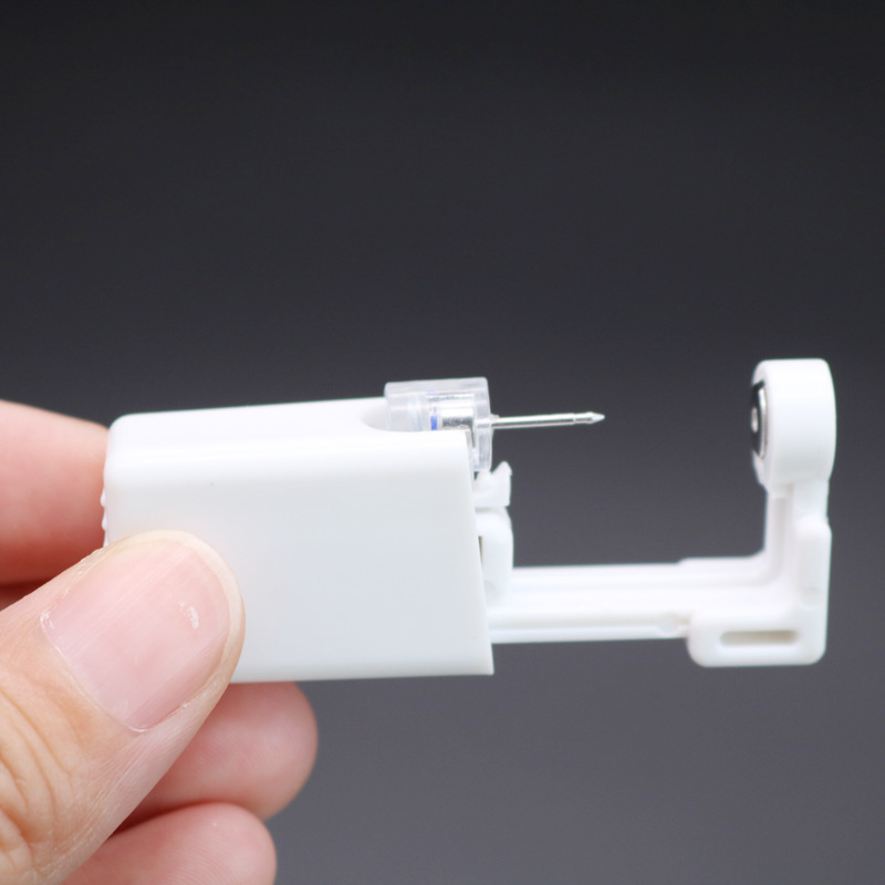 1pc Disposable Ear Piercing Device, Low Pain Piercing Artifact, Hypoallergenic Ear Nail Gun Piercing, Professional Painless Ear Piercing, Automatic Hand-piercing Tool