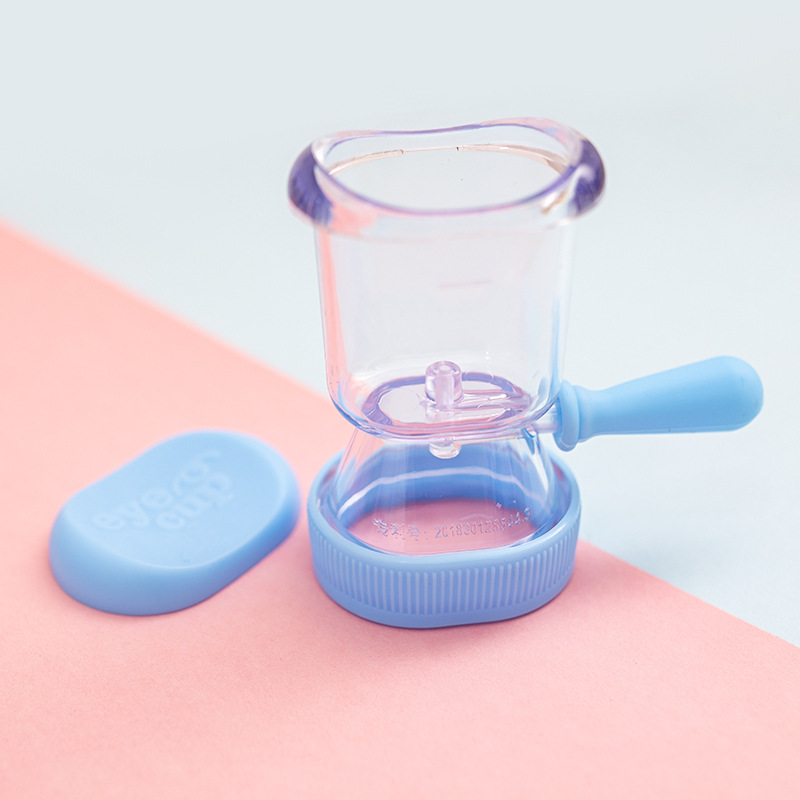 1pc Silicone Eye Wash Cup Soft Eye Cleaner Professional Eyewash Container for Men Women Students Random Color Make Up Beauty Pupil Storage