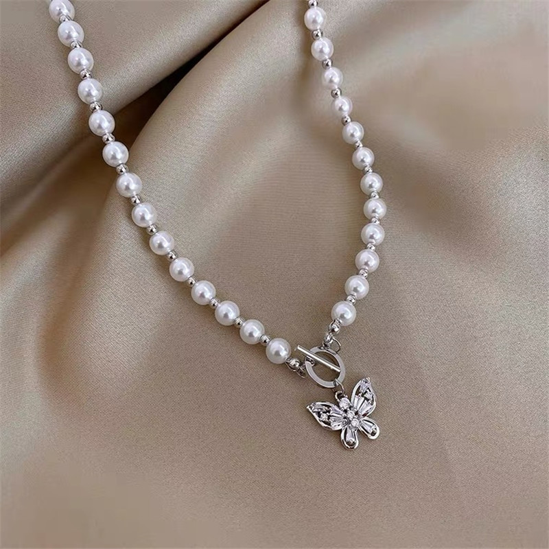 Butterfly Necklace Ins Cold Wind Pearl Choker Collarbone Chain For women girls Gifts