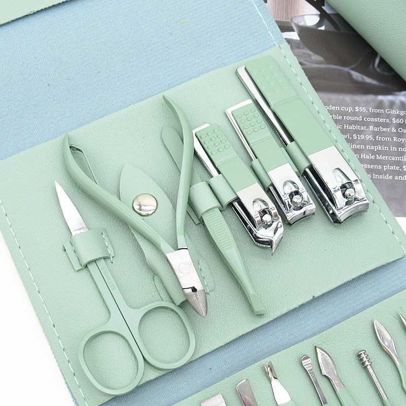 New Arrivals 16pcs/set Nail Clipper Manicure Set High Quality Stainless Nail Cutter Pedicure Scissor Cuticle Nipper Nail Tools Personal Care Kit