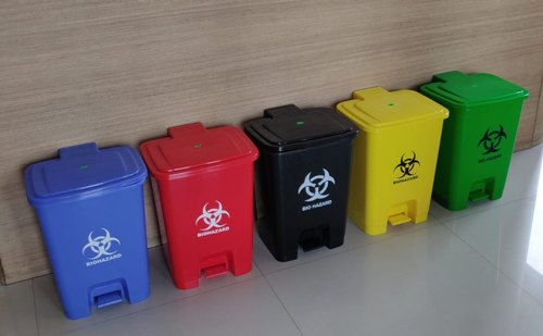 30,LITRES Pedal Dustbin,. Hospital waste pedal bins, homecare bins