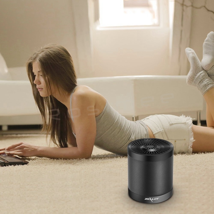 Wireless Subwoofer Super Bass Stereo USB TF Card Play S5 Portable Bluetooth Speaker Column
