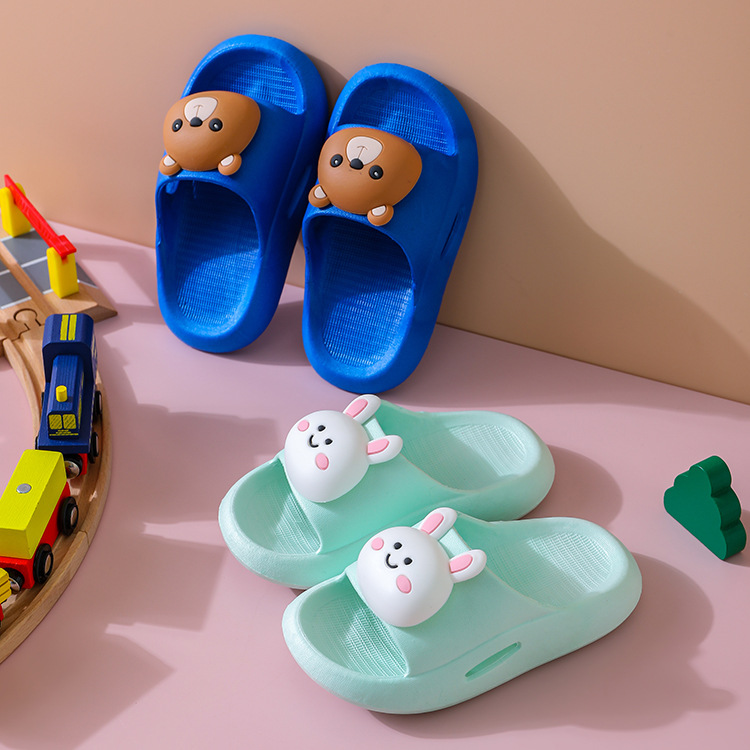 2021 boys and girls non-slip PVC cute soft bottom beach sandals home bathroom slippers