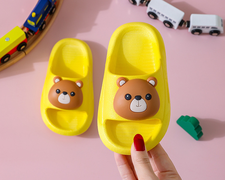 2021 boys and girls non-slip PVC cute soft bottom beach sandals home bathroom slippers