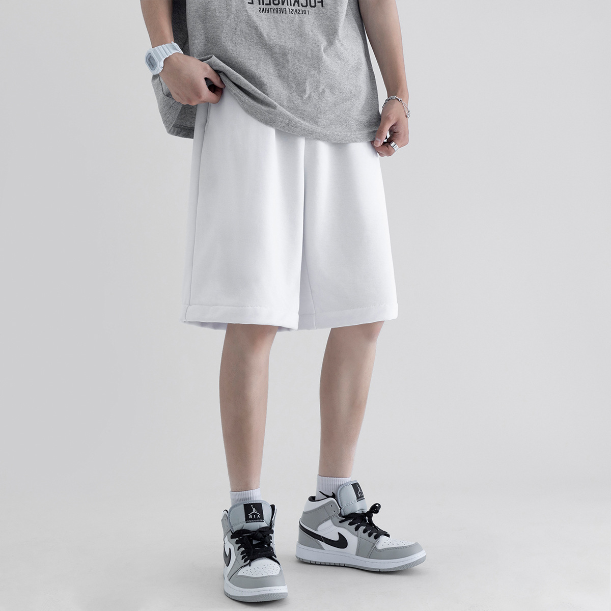 Sports Shorts Men Large Size Pants Fashion Loose Straight Quarter Back Pants Summer Wear Thin Casual Medium Pants