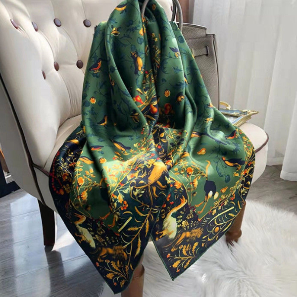 Silky Brocade Satin Square Scarf Women's Silk Scarf Shawl Beach Towel - Large Square Scarf 110 * 110cm Spring and Autumn Korean Version Versatile