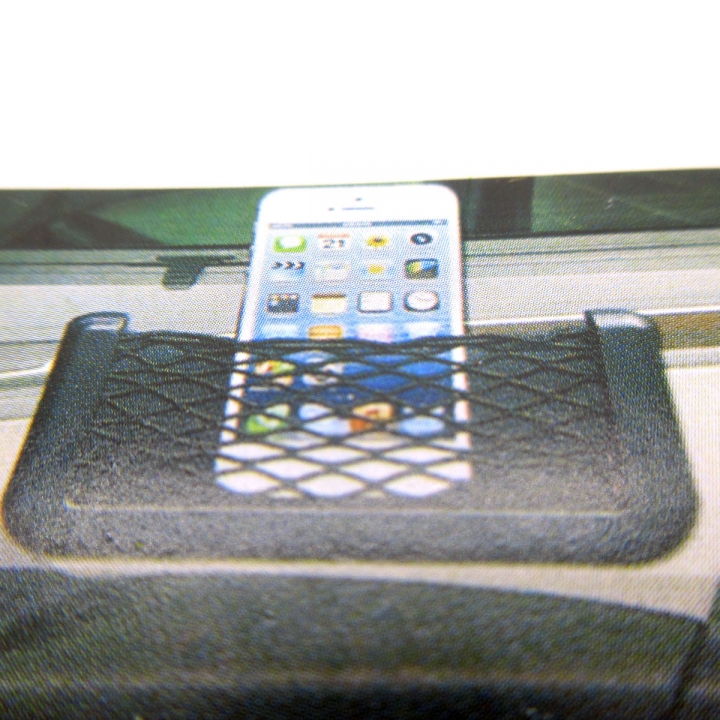 Black Durable Rubber Car Carrying Network for Cell Phones/Phablets