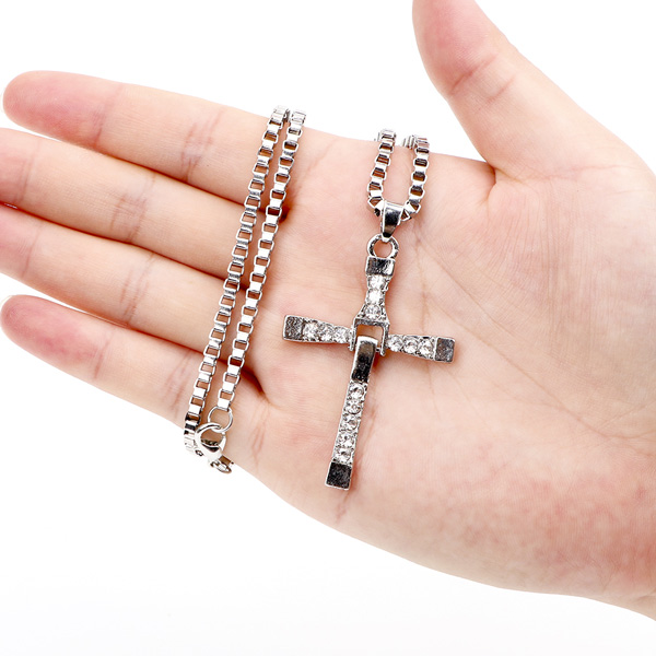 New Decoration Christian Cross Car Pendant Car Rearview Mirror Hanging Ornaments