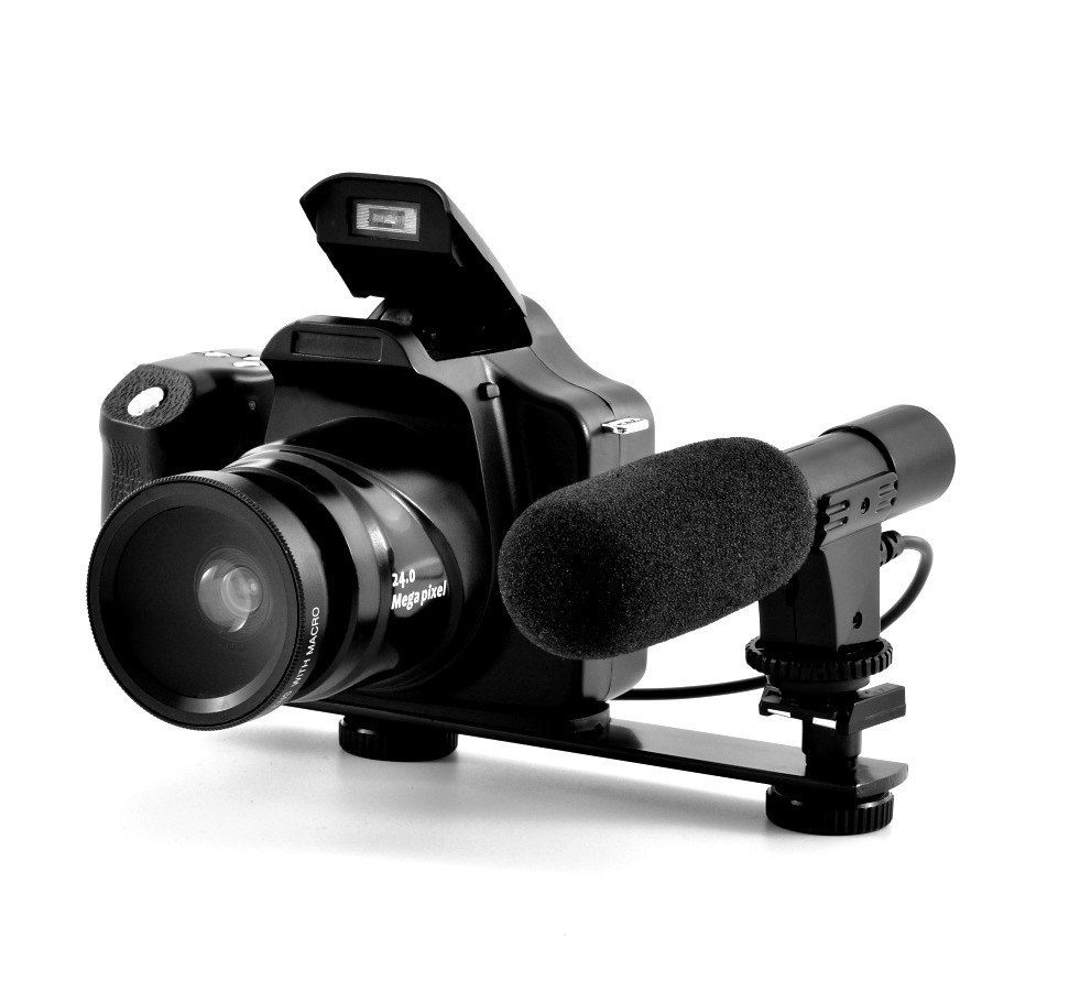 The new high-definition long focus rechargeable SLR camera has an external wide-angle lens of 18 times