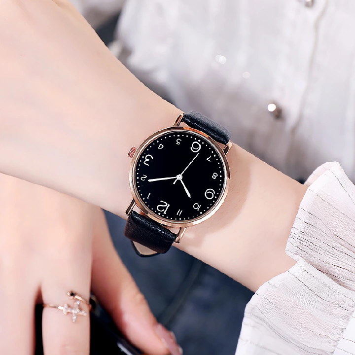Classic Women Watches Leather Straps Sports Digital  Fashion Watches Dial Quartz Watches Business Watches Gifts Jewellerys